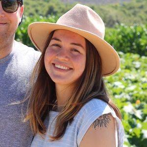 Meet your Posher, Hannah